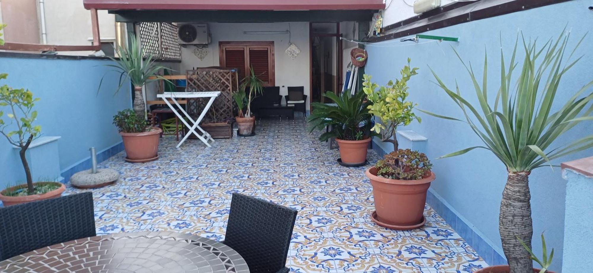 Apartments Mikros Giardini Naxos Rum bild